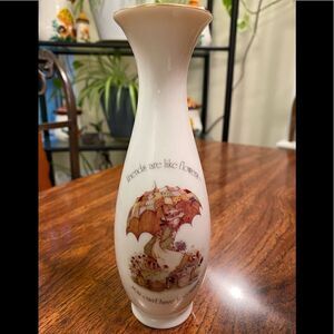 Vintage Holly hobbie porcelin vase